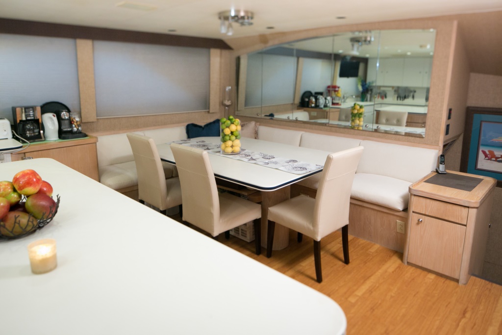 Yacht ISLAND TIME - Galley with Country Kitchen