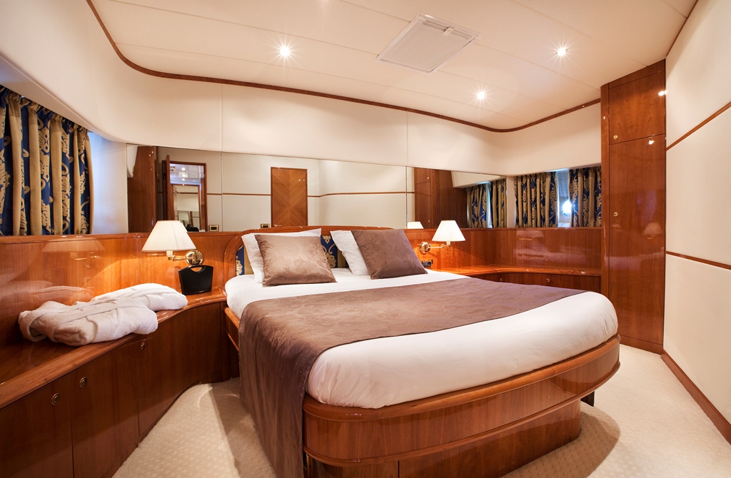 Yacht JINA 1 -  Guest Cabin