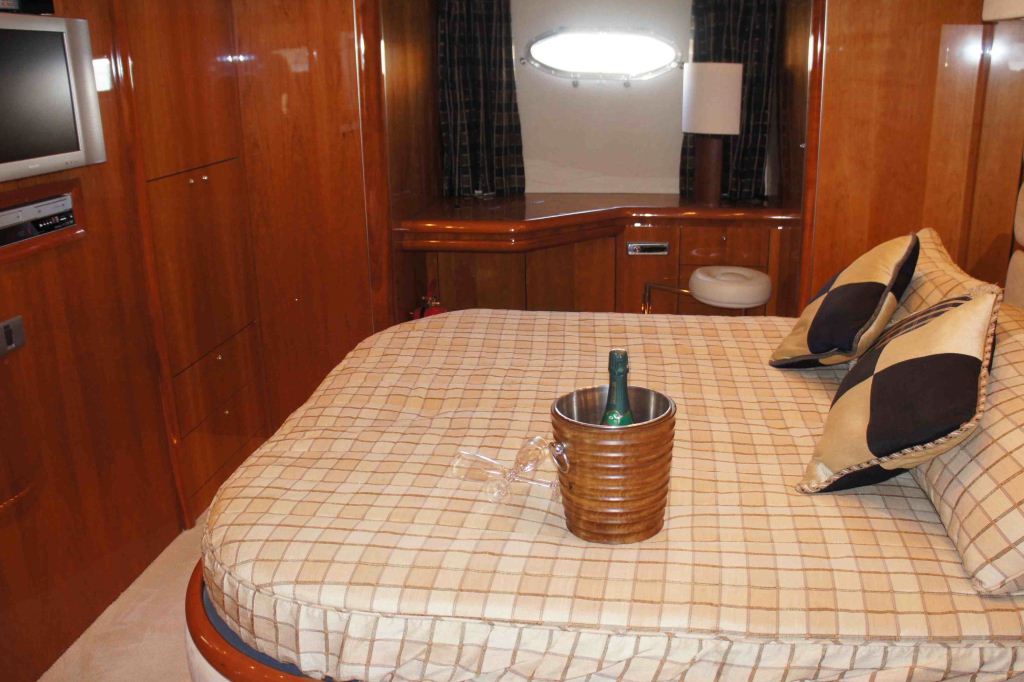 Yacht LARA SOFIA -  Master Cabin 2
