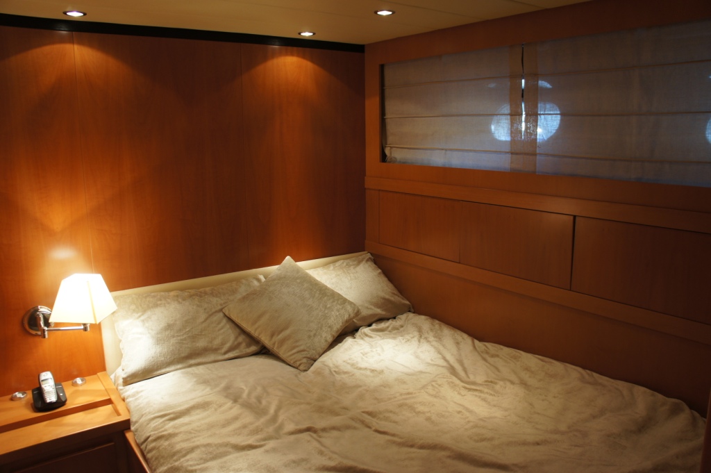 Yacht LAST CHANCE -  VIP Cabin