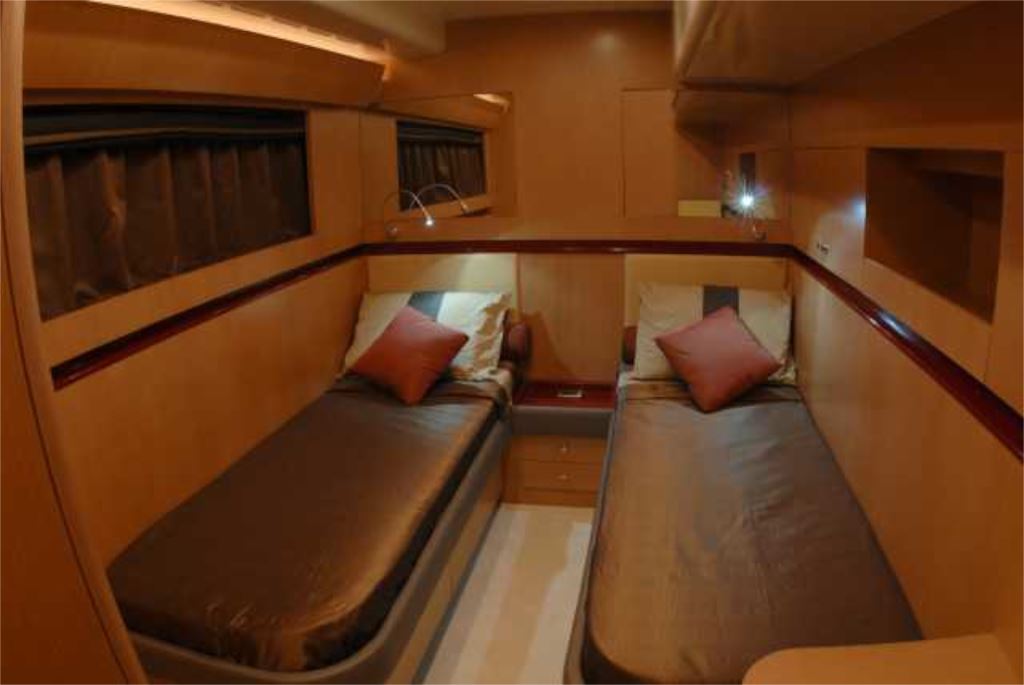 Yacht LEGEND AND SOUL -  Twin Cabin