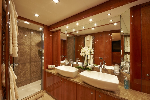 Yacht Live the Moment - Ensuite