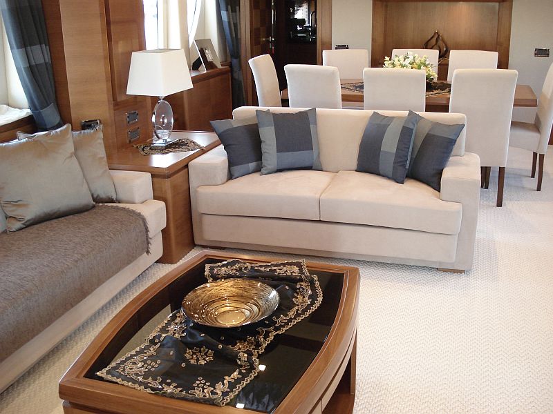 Yacht MERVE - Salon Seating