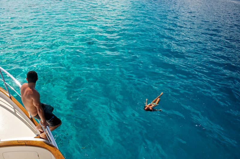 Yacht MISS KULANI -  Swimming in Paradise