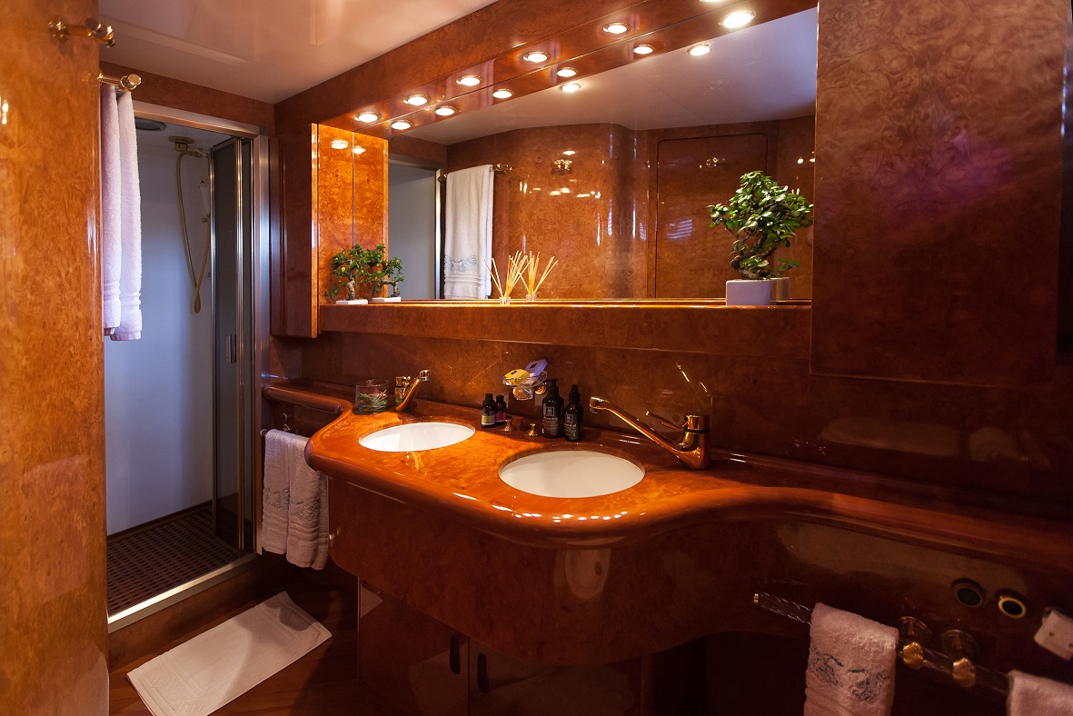 Yacht MY WAY - Master Ensuite