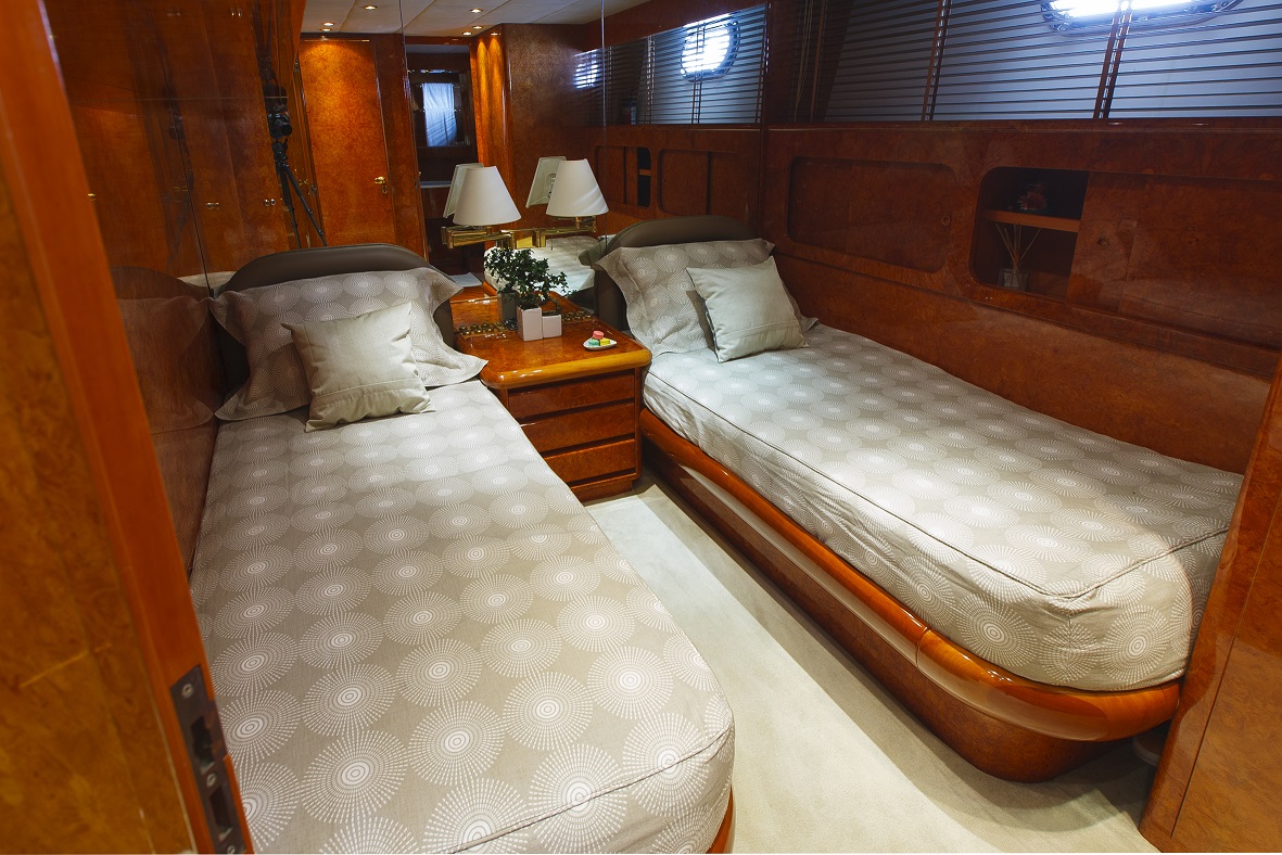 Yacht MY WAY - Twin Cabin