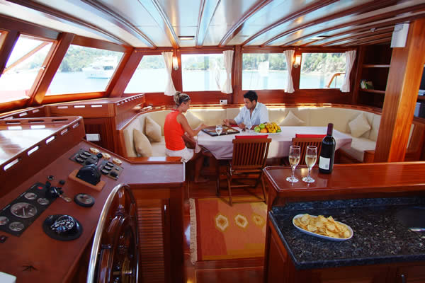 Yacht NIKOLAS -  Bar and Dining