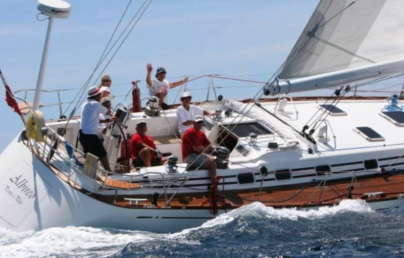 Yacht OLIVIA LEE -  Racing
