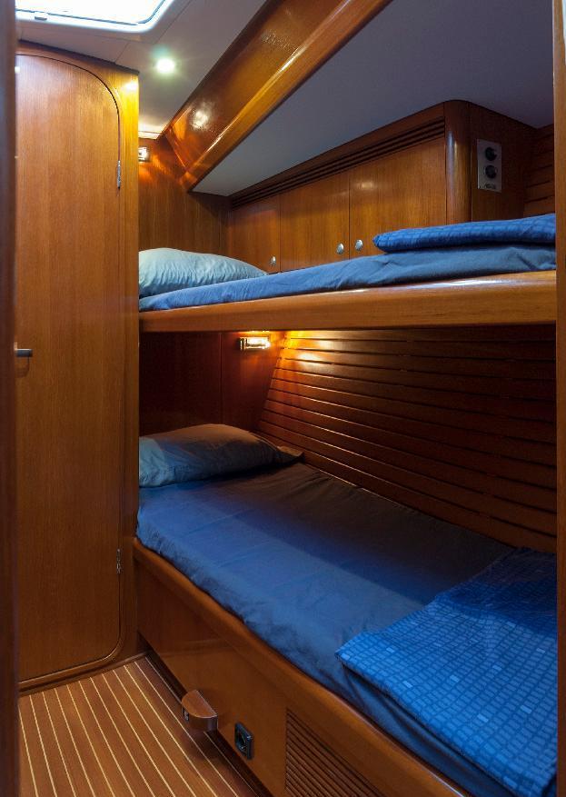 Yacht OLIVIA LEE -  Twin Cabin