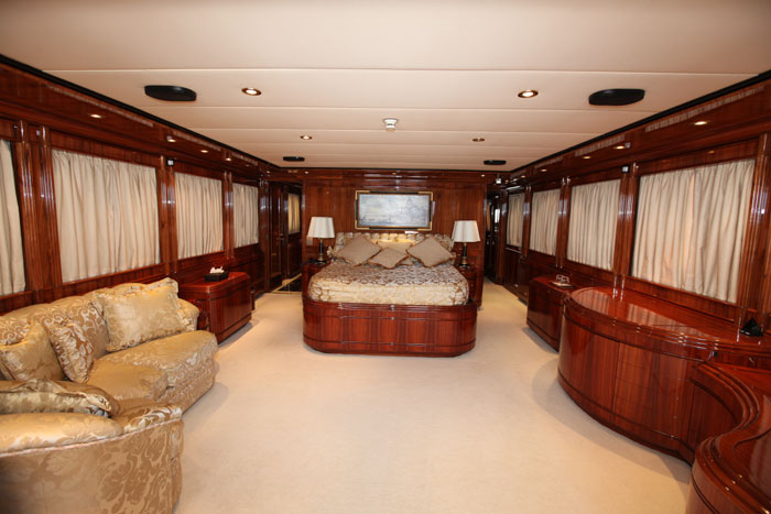 Yacht OPARI -  Master Cabin