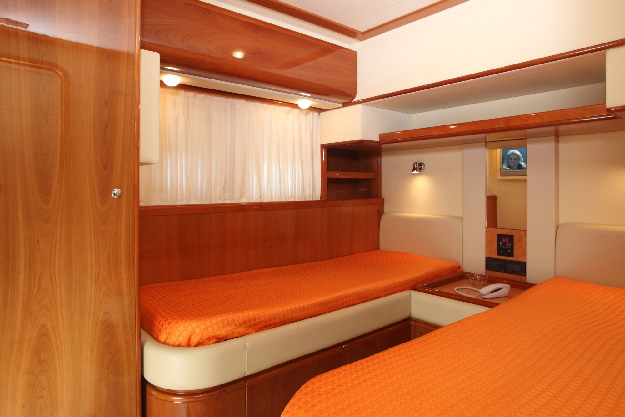 Yacht PAMPERO -  Twin Cabin