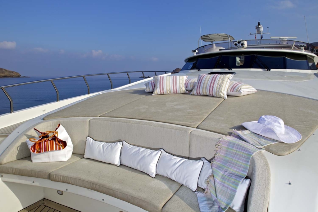 Yacht SANJANA -  Bow Seating and sunpads