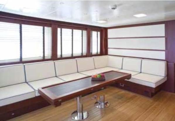 Yacht SAPUCAI -  Salon Seating