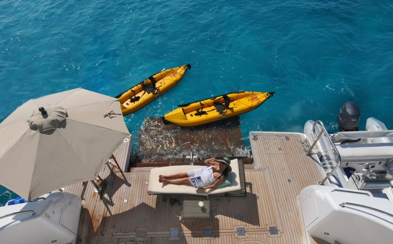 Yacht SCOTT FREE -  Swim Platform and Toys