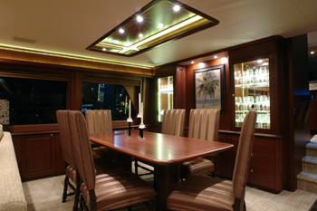 Yacht SEAS THE MOMENT -  Formal Dining