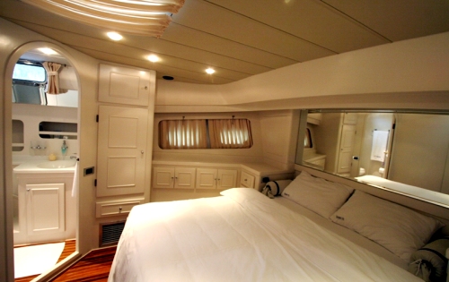 Yacht SERENITY 70 -  Guest Cabin
