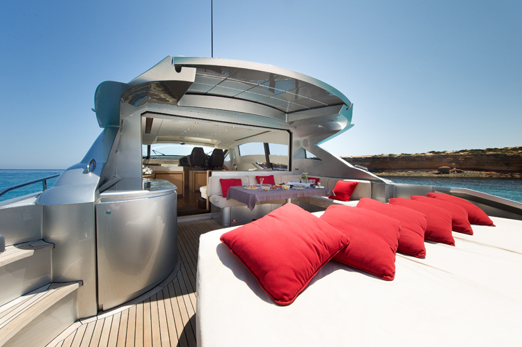 Yacht SHALIMAR 22m - Aft Deck Sunpads