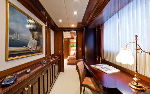 Yacht SOPHIE BLUE -  Master Office