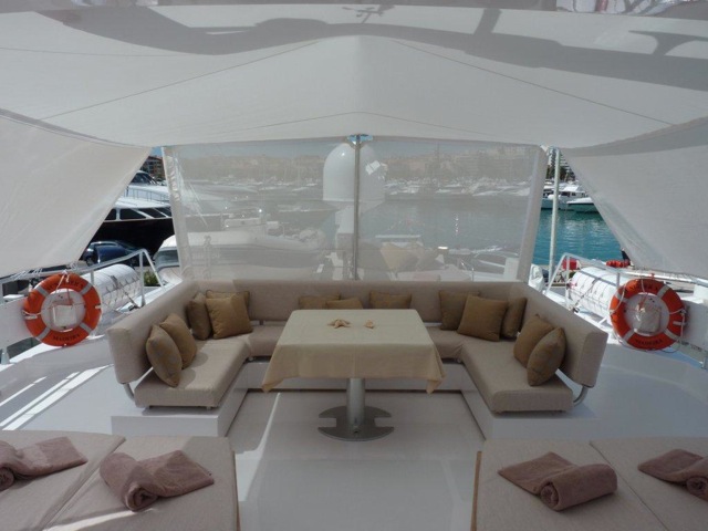 Yacht SUNLINER X -  Flybridge Seating