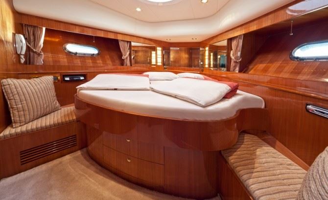 Yacht SUSAN II -  Master Cabin