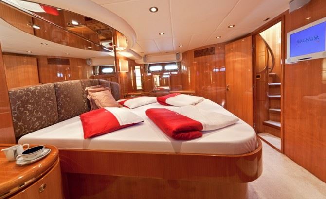 Yacht SUSAN II -  VIP Cabin