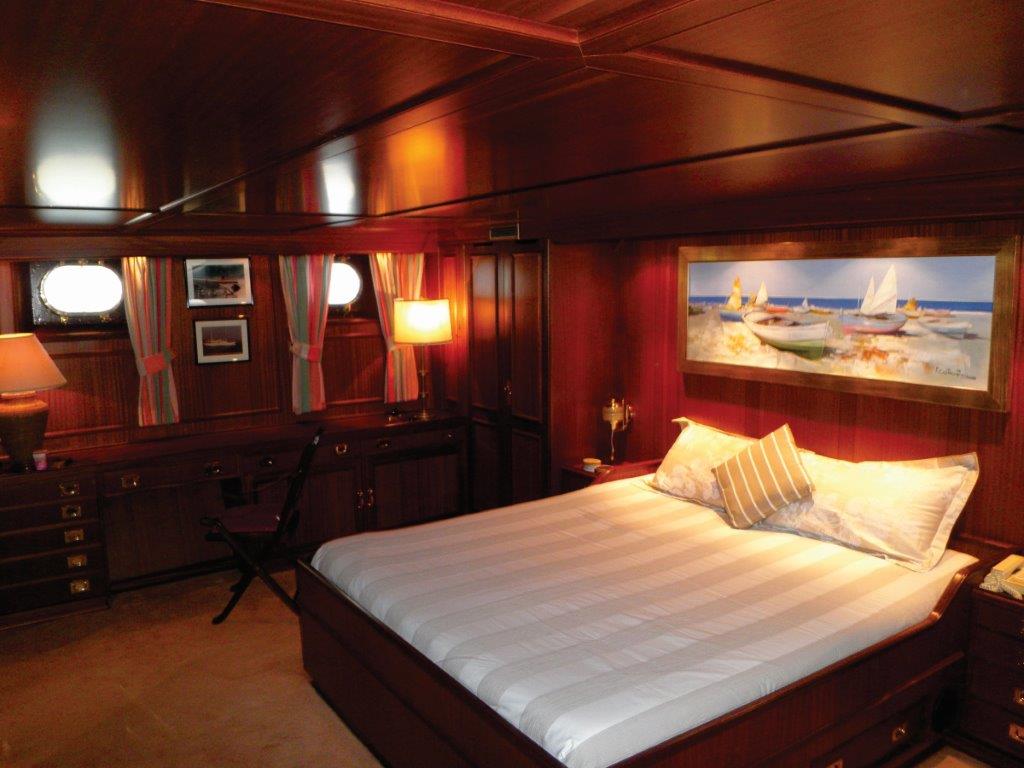 Yacht Sprezzatura -  Master Cabin