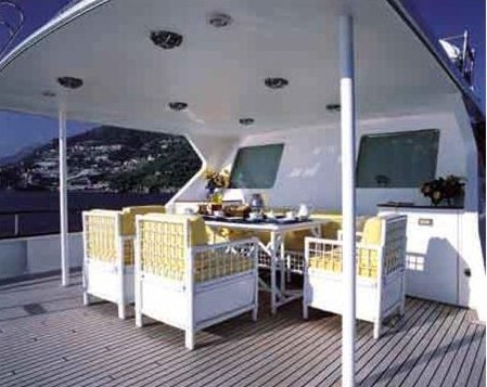 Yacht Sprezzatura -  Upper Deck Dining