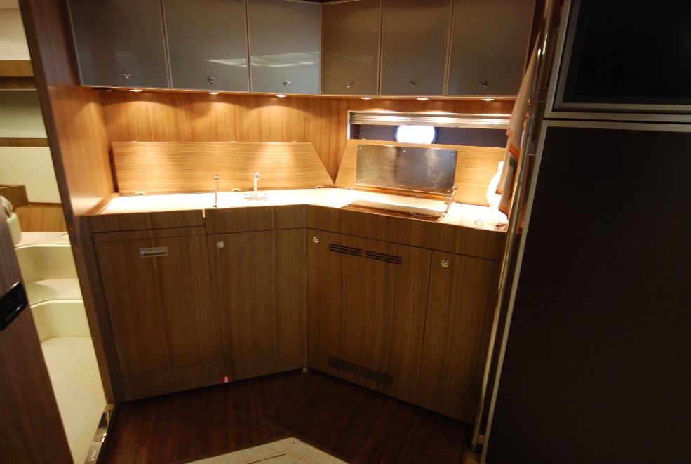 Yacht TEONE -  Galley