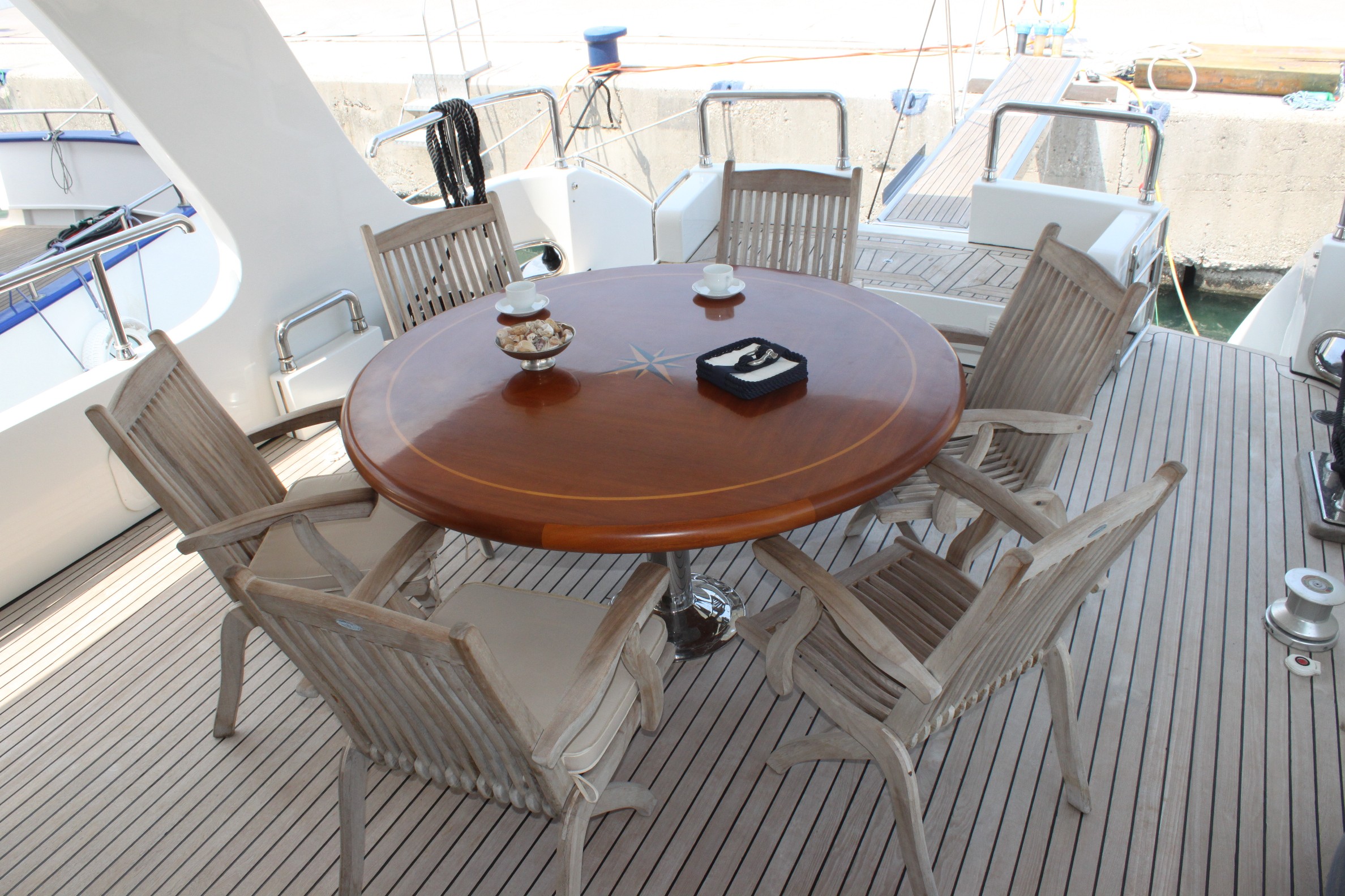 Yacht VANGUARD -  Aft Deck Al Fresco Dining