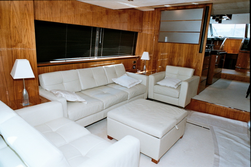 Yacht XCHE -  Salon Seating