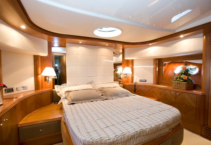 Yacht YUMI -  VIP Cabin