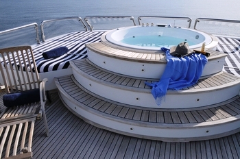 Zaliv II -  Deck Jaccuzi