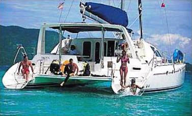 bareboat catamaran charter florida keys