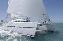 lagoon 570 sail