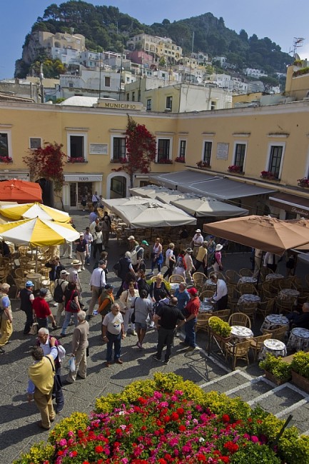 13770_2_CAPRI10CB_0013