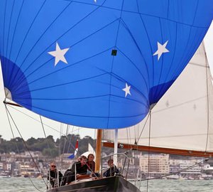 2010 British Classic Yacht Club Panerai Cowes Regatta flooded with yachts
