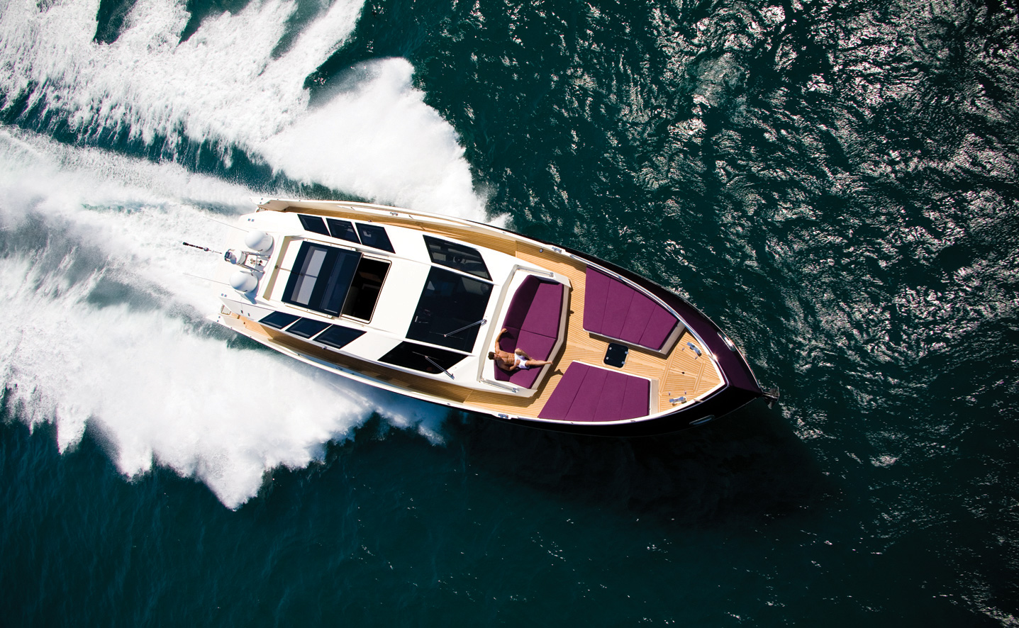 Numarine 78 HT - Hard Top - Image credit to Numarine 