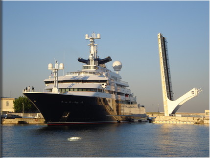 Megayacht Confidential Megayacht Confidential