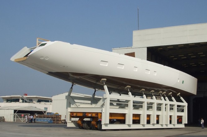 Oyster 125 Yacht Hull - Image courtesy of Oyster Marine