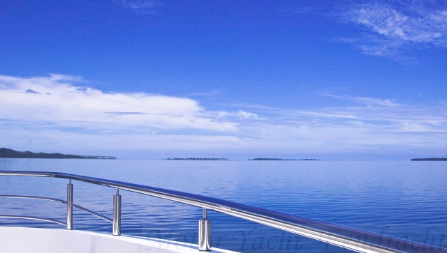 PAPUA NEW GUINEA - Clears waters Spectacular scenery Louisiade archipelago Cruising Woodlark