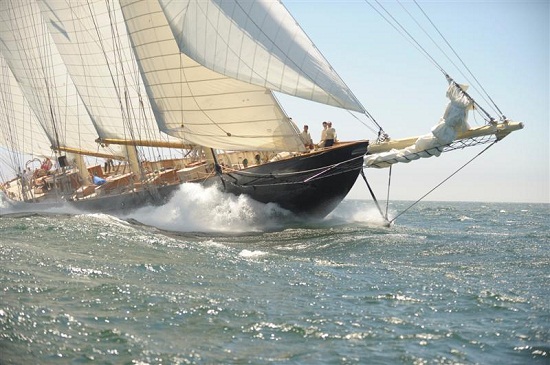 2010 Sailing Schooner Atlantic - Photo credit to Kees Stuip