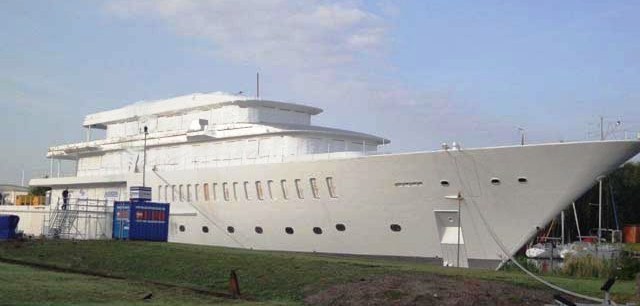 Superyacht Musashi by Feadship xl after her preliminary launch Superyacht Musashi by Feadship xl after her preliminary launch
