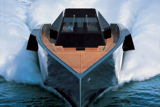 Wallypower 118 Superyacht.