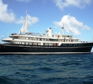 Luxury Yacht Charter in Patagonia & Panama With Superyacht Sherakhan