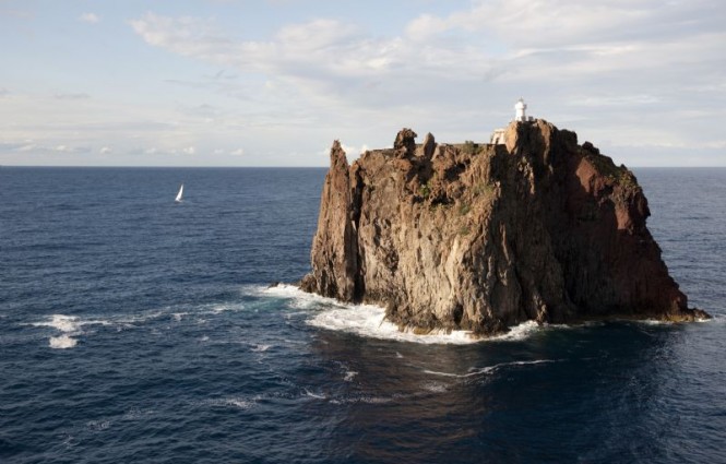 2009 Rolex Middle Sea Race - Strombolicchio - Image credit to Kurt Arrigo