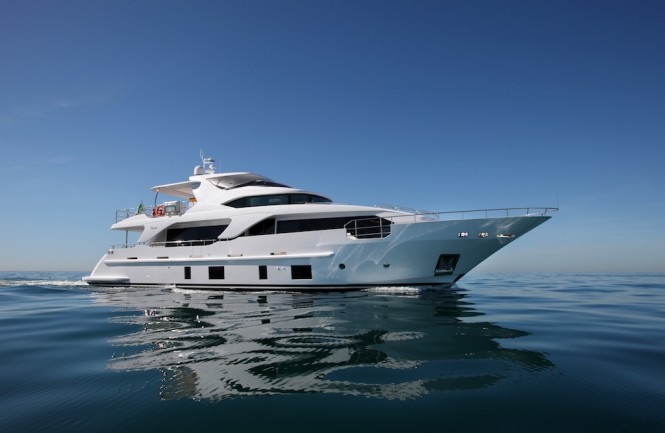 Benetti Super Yacht Delfino 93 Profile