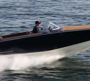 Kazulin SportRunner 25 yacht tender