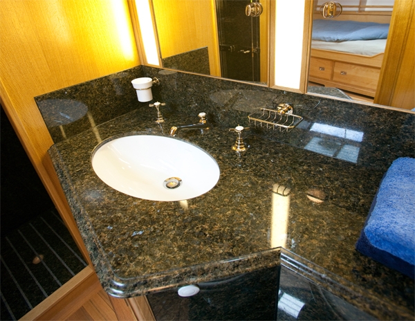 Refit of Alinda V by Southampton Yacht Services Photo Credit GRAMA BLEND UK Refit of Alinda V by Southampton Yacht Services Photo Credit GRAMA BLEND UK