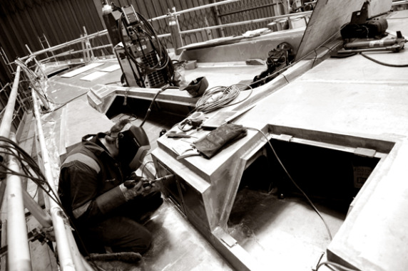 Sailing yacht Barracuda 105 Sloop (B105) when in build