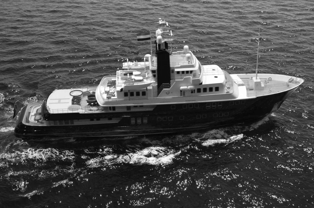 60m expedition yacht